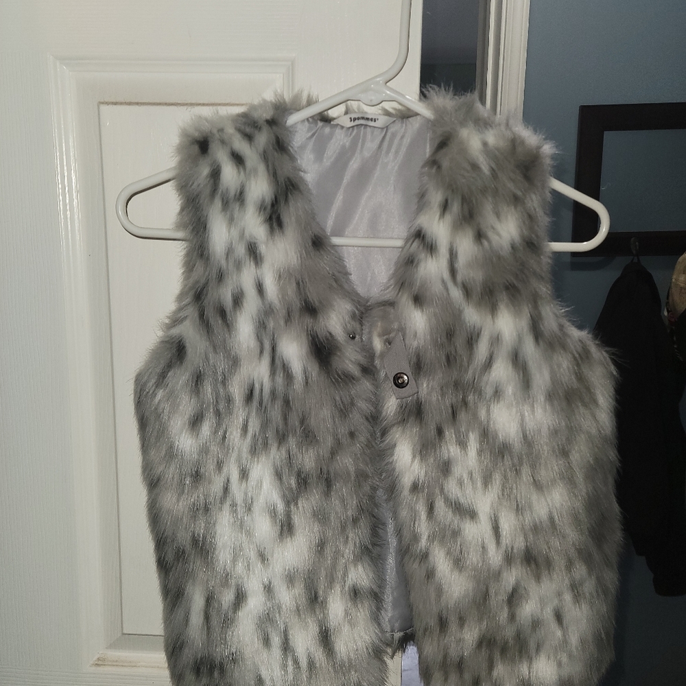 3Pommes Furry Vest